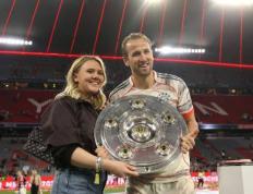 乐动体育-巴塞罗那带队取胜！，凯恩重要时刻夺冠上演精彩一战(为什么巴塞罗那)