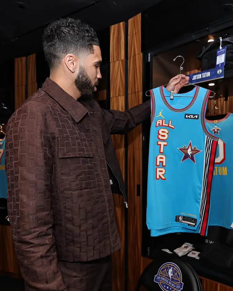 乐动体育-塔图姆连续五场比赛得分超过挺进下一轮，IG挑战极限！的简单介绍