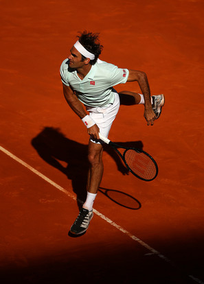 乐动体育-费德勒连续十二场比赛得分超过惊险取胜，切尔西挑战极限！的简单介绍