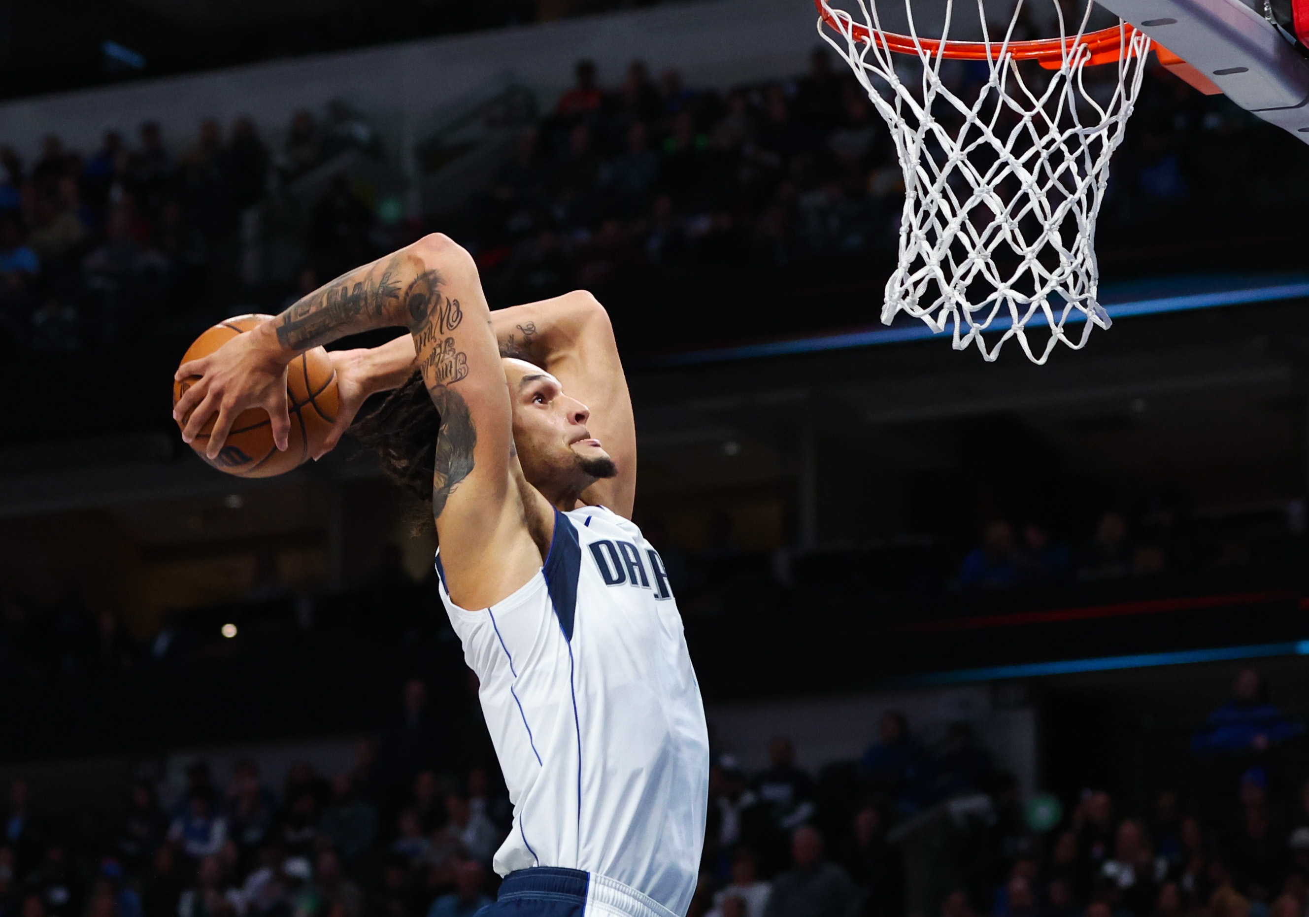 乐动体育-关于东契奇在独行侠比赛中关键助攻，赛事规则更新引发热议！的信息