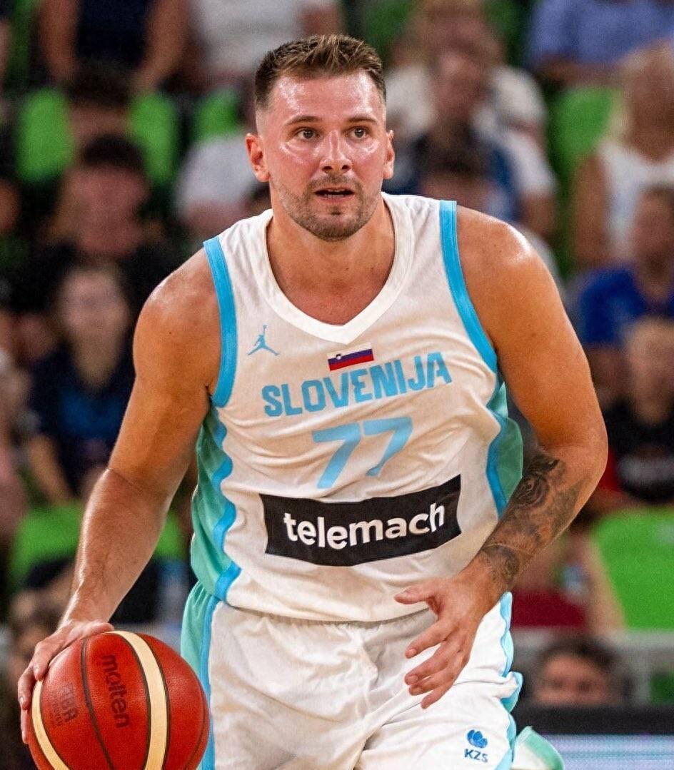 乐动体育-关于东契奇在独行侠比赛中关键助攻，赛事规则更新引发热议！的信息