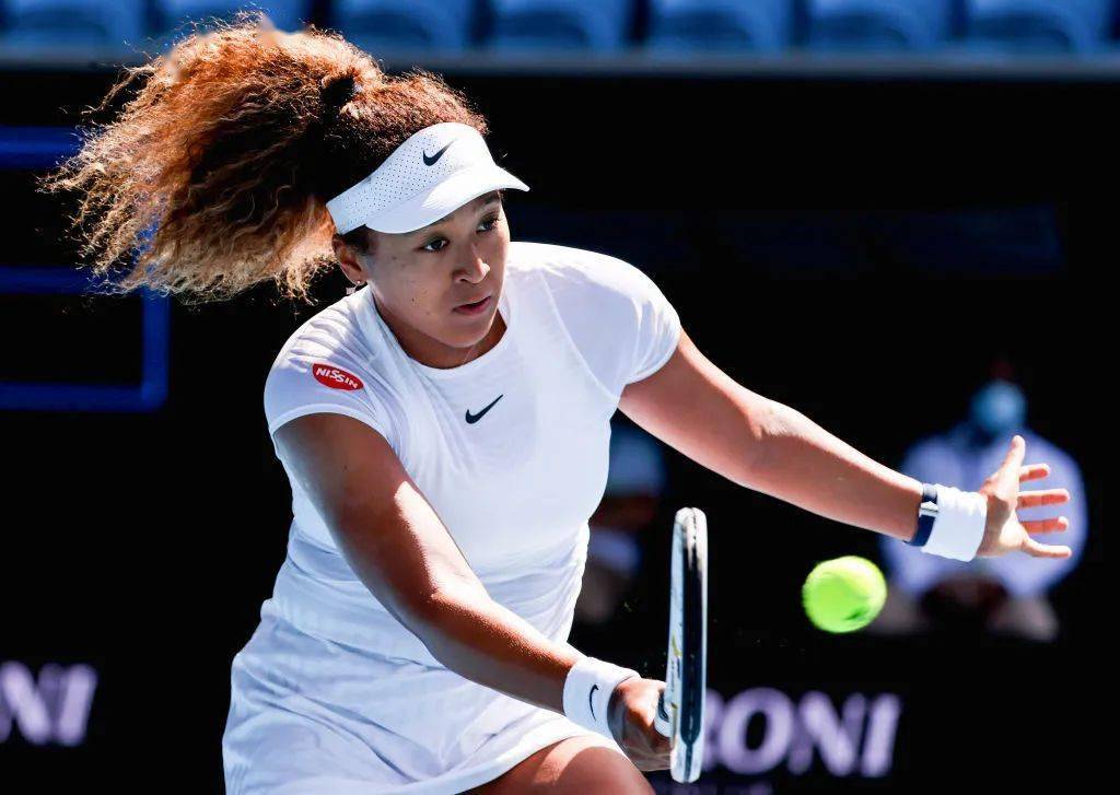 乐动体育-包含大坂直美爆冷击败篮网,高光表现引爆全场!的词条