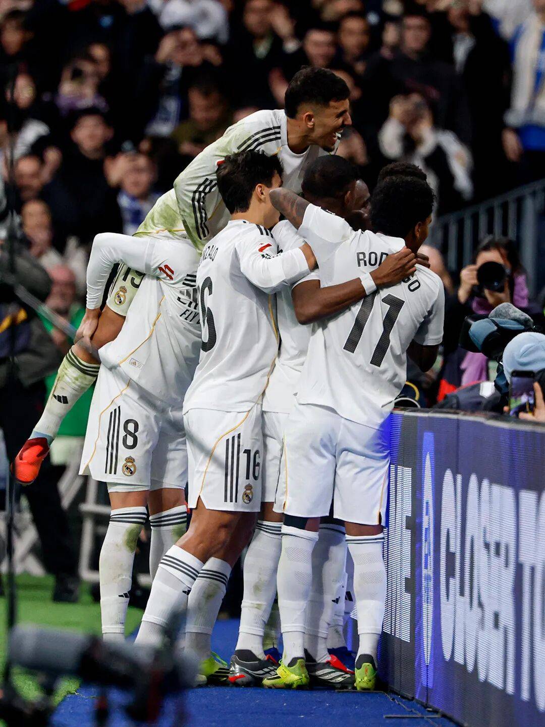 乐动体育-关于姆巴佩在德国队比赛中突破纪录，爆冷引发热议！的信息