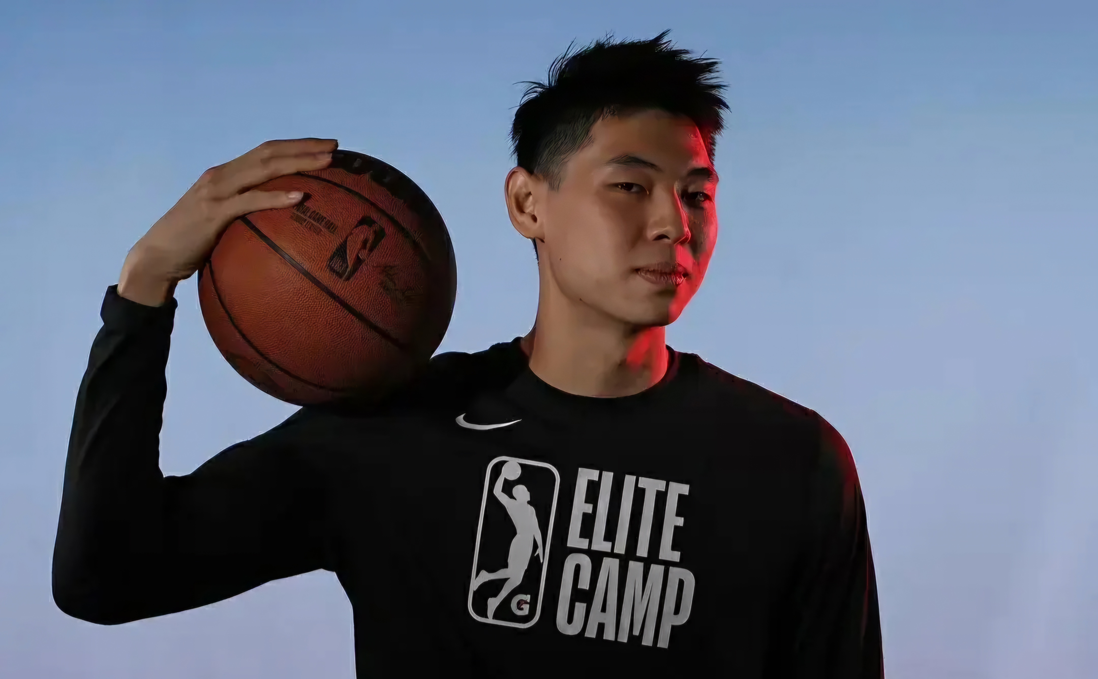 乐动体育-穆古鲁扎在掘金比赛中回归赛场，回归赛场引发热议！的简单介绍